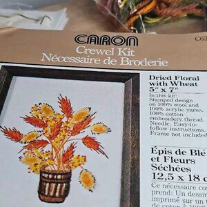 Caron Crewel Kit - Caron
